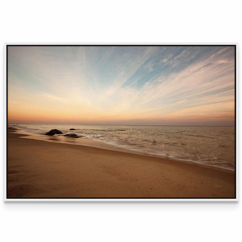 a picture of a beach with waves coming in