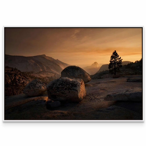 a picture of some rocks in the middle of a mountain