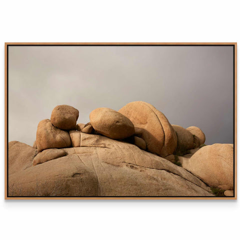 a picture of a rock formation in the desert